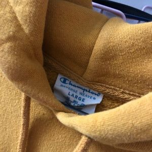 Yellow women’s champions hoodie (large)
